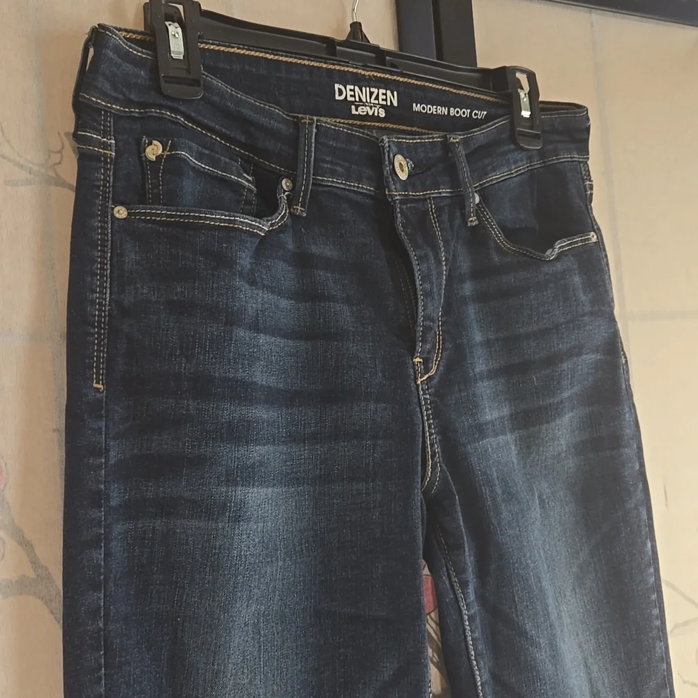 Denizen From Levis Women's Modern Boot Cut Dark Blue Denim Jeans Size 10 - Picture 2 of 12